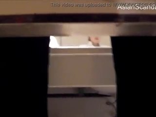 Toilet voyeur chinese hot video 1
