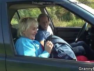 Old granny gets nailed in the car