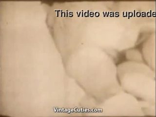 Boy fingering milf's vagina (1950s vintage)