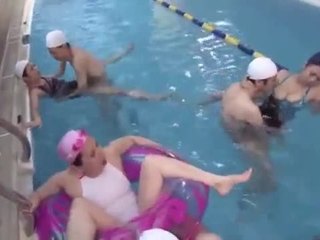 Japanese mom and son swimming school - linkfull: https://ouo.io/j2pkcq